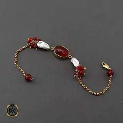 دستبند عقیق یمن و مروارید پرورشی زنانه طرح همتا - کد 1199