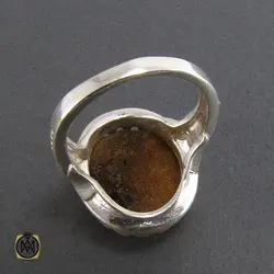 انگشتر کهربا بولونی لهستان مردانه اصل و معدنی - کد 8048