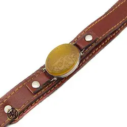 دستنبد چرم طبیعی مردانه با نگین عقیق حکاکی یا زینب (س) - کد 1232