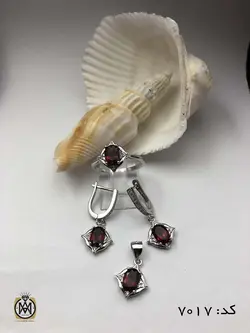 سرویس یاقوت گارنت زنانه طرح فرنوش - کد 7017