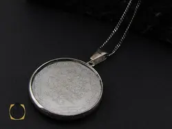 مدال نقره اسپرت دو رو با حکاکی وان یکاد و آیت الکرسی - کد 3193