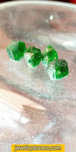 گارنت دمانتوئید 7.90ct کدGN300