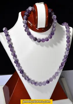 نیم ست جید بسیار زیبا 61 گرم کدNS68