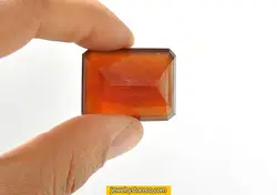 گارنت غول پیکرهسونایت با شناسنامه132.8 قیراط کد GN8