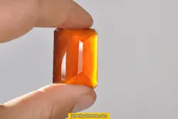 گارنت غول پیکرهسونایت با شناسنامه132.8 قیراط کد GN8