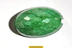 زمرد طبیعی زیبا دارای شناسنامه1010 قیراط کد E22