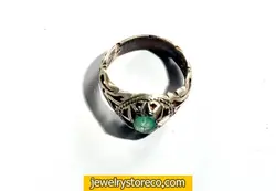 انگشتر زمرد نقره 925 عیار 1 قیراط کد R49