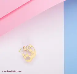 گل سینه عشق