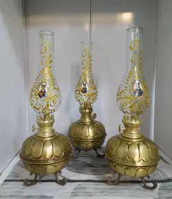کد 6-428  چراغ نفتی سه پایه مدل ساده و مدل پخ