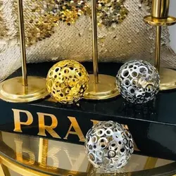 کد 6 - 301 گوی فلزی دکوری طلایی و نقره ای