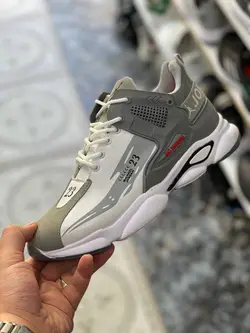 کد 1- 344  کفش مردانه جردن ۲۳