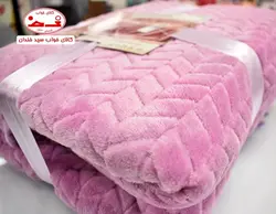 پتو دو نفره طرح دار صورتی