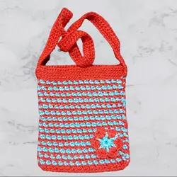 کیف مکرومه قرمز آبی