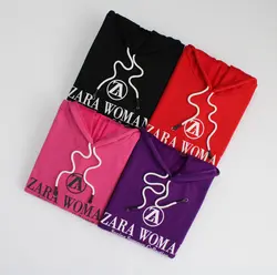 هودی zarawoman