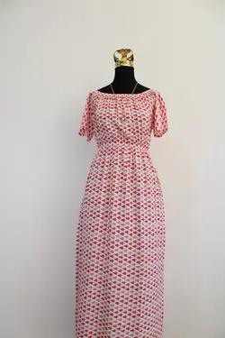 لباس ساحلی گلدار و نخی زنانه