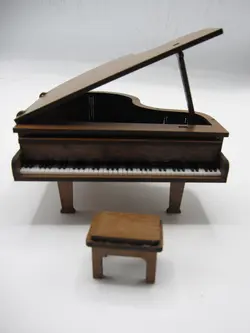 پیانو رویال ساز دکوری  چوبی  Royal wooden piano decorative instrument