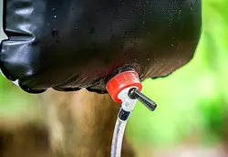 کمپ شاور کوهنوردی دما سنج دار پکینیو 20 لیتر