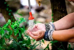 کمپ شاور کوهنوردی دما سنج دار پکینیو 20 لیتر