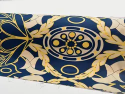 پارچه عرض 240 صد در صد نخ با بافت ساتنی طرح گلدن- لایکو