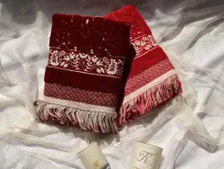 حوله دستی 90*50 کارپت قرمز - لایکو