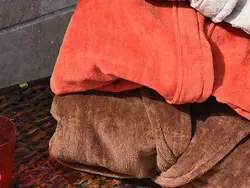 حوله پالتويي مخمل لوکس 125 ساده نارنجی  - لایکو