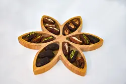 خرما مغزدار