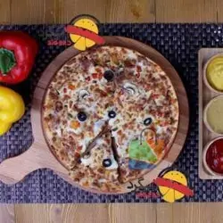 پیتزا قارچ و گوشت