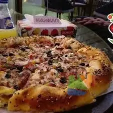 پیتزا استاف کراست