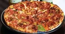 پیتزا پپرونی