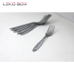چنگال میوه خوری طرح گل میخک بسته ۶ عددی