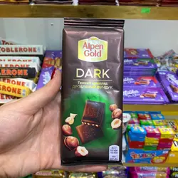 تابلت شکلات تلخ فندقی آلپن گلد 90 گرم