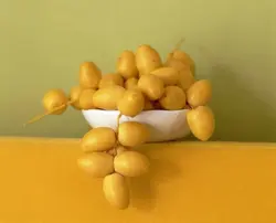 خارک عسلی