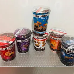 بیسکولاتا لیوانی