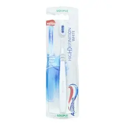 مسواک آکوافرش (Aquafresh) مدل HD نرم