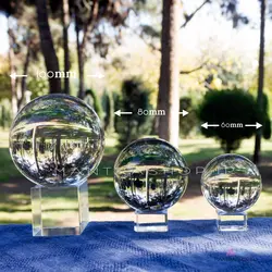 گوی کریستال K9 شفاف همراه با پایه فلزی نقره ای - قطر 80 میلیمتر