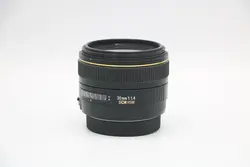 لنز دست دوم Sigma 30mm F1:1.4 DC Hs for canon - مهرانی کم