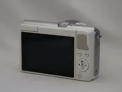 دوربین دست دوم کانن M100