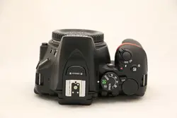 دوربین دست دوم نیکون Nikon D5600 body - مهرانی کم