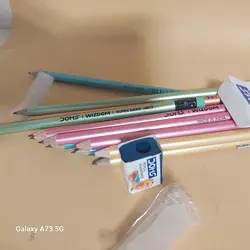 مداد مشکی پاکن دار بدنه متالیک دامن