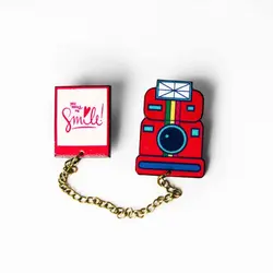 پین زنجیردار Camera