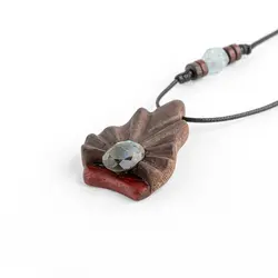 گردنبند چوب گردو رز وود و سنگ لابرادوریت