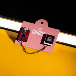 پین زنجیردار  Camera 2