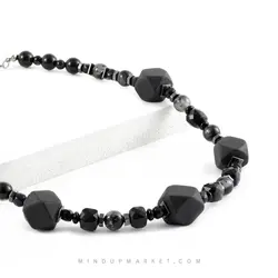 گردنبند قلعه (CASTLE)