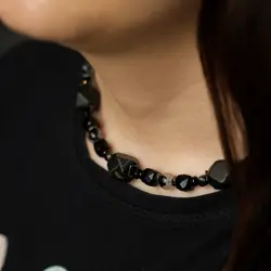 گردنبند قلعه (CASTLE)