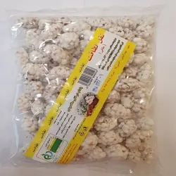 نقل بادام درختی گل محمدی ۳۰۰ گرمی - آقای زعفران