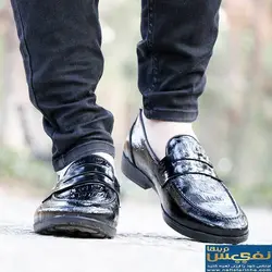 کالج مردانه لبخند کروکودیلی