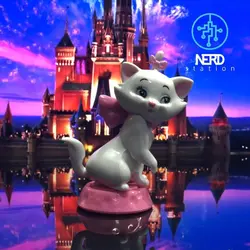 اکشن فیگور ماری گربه‌ اشرافی در بسته بندی تخم مرغی