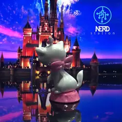 اکشن فیگور ماری گربه‌ اشرافی در بسته بندی تخم مرغی