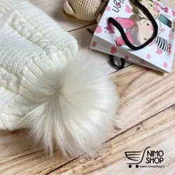 کلاه گوش گیر بافت با رینگ گردنی بچه گانه پوم دار