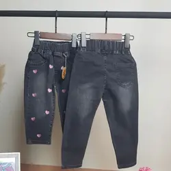 شلوار لی گلدوزی قلب دخترانه